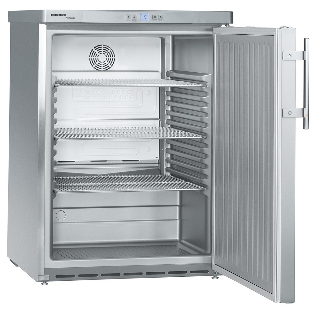 Podpultová chladnička s dynamickým chladením, 134 l, plné dvere, nerez